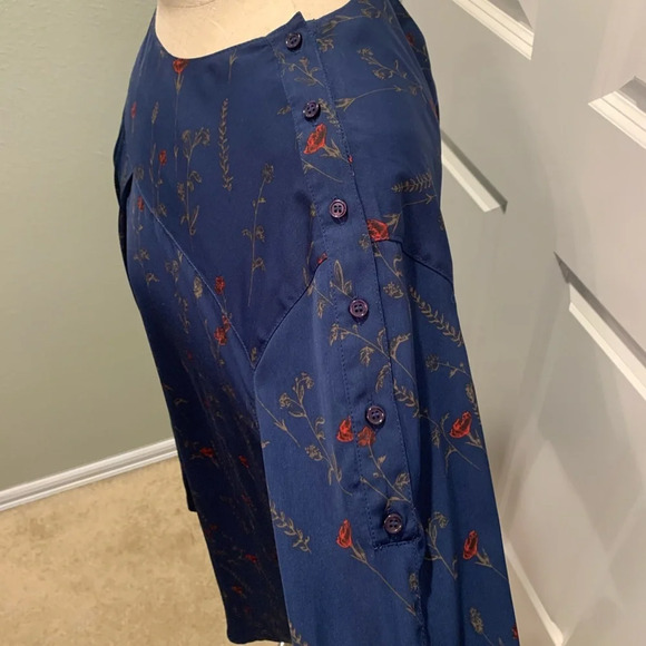 Beautiful Tunic Top - fantastic condition - Picture 3 of 6